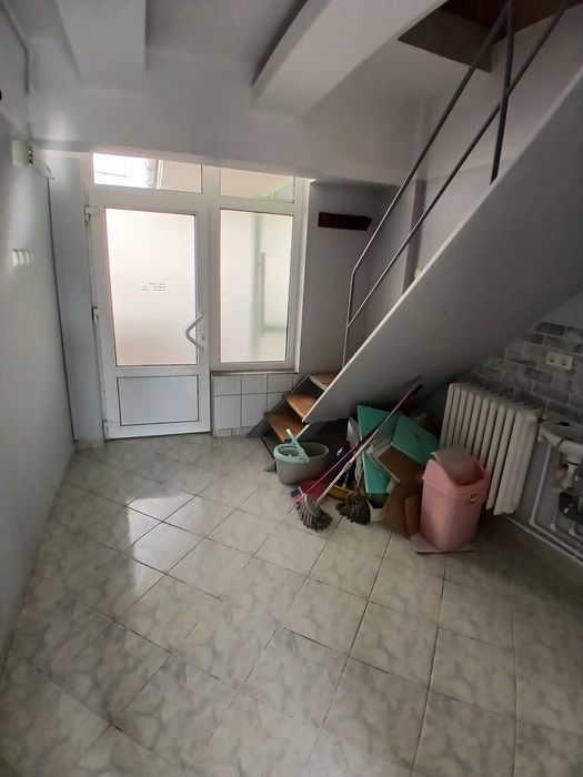 Inchiriez Spatiu Comercial in Centru ,20 mp