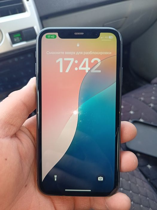 Продам Iphone 11