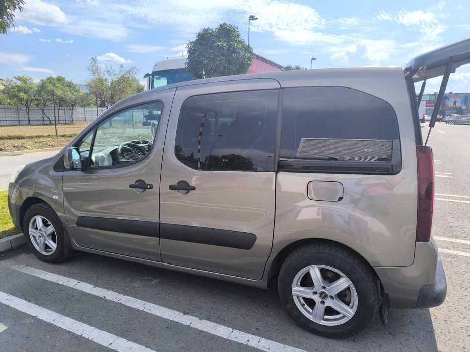 Peugeot Partner.