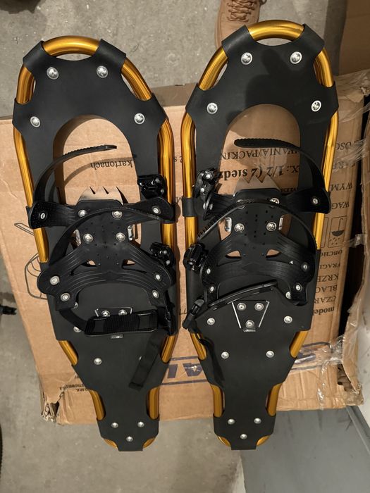 Снегоходки.