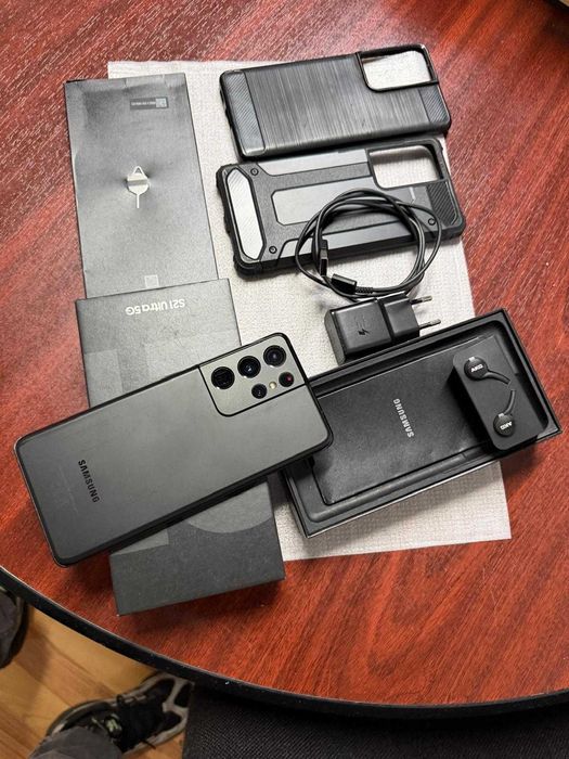 Galaxy S21 Ultra 5G 256GB. 12GB RAM.