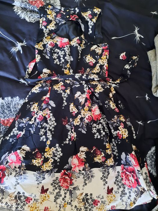 Rochie vesela in care te vei simți minunat