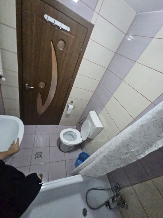 Apartament 3 camere de inchiriat