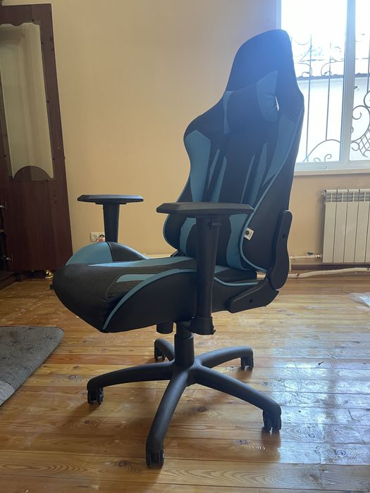Компьютерное игровое кресло