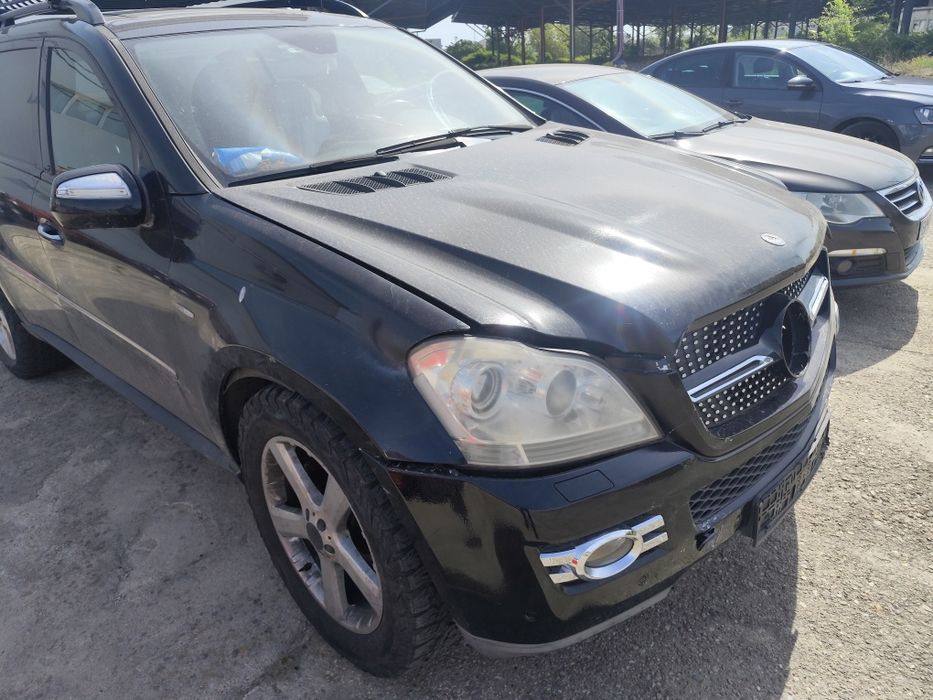 Mercedes GL 320 BlueEfficiency Avariat REZERVAT !