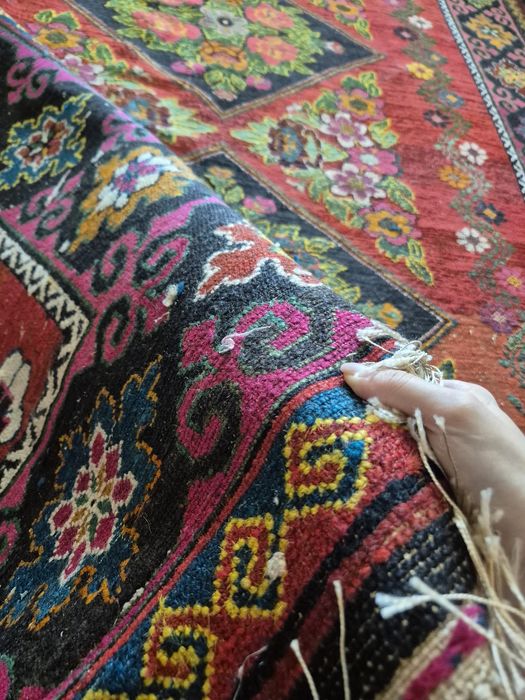 Ковер ручной работы