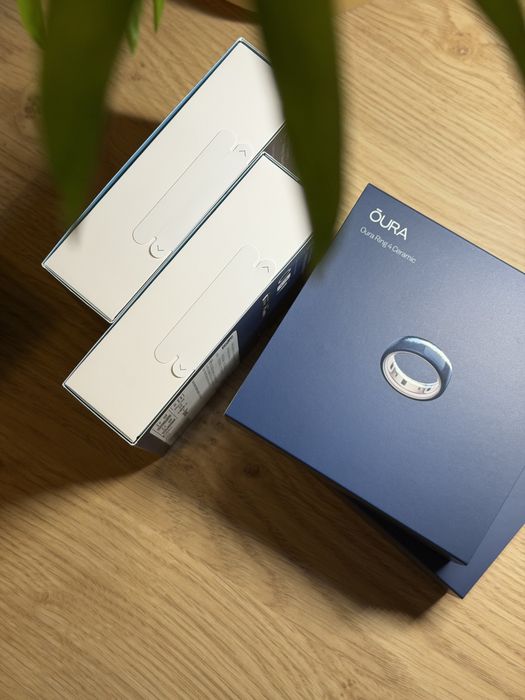 Oura Ring 4 Ceramic, size 12