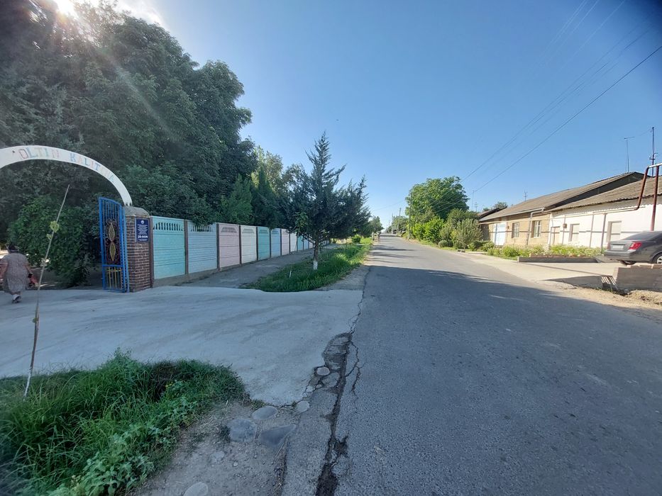 Уй сотилади. 8,6 сотих