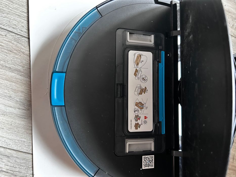Робот прахосмукачка  PHILIPS HomeRun Vacuum & Mop Robot 7000