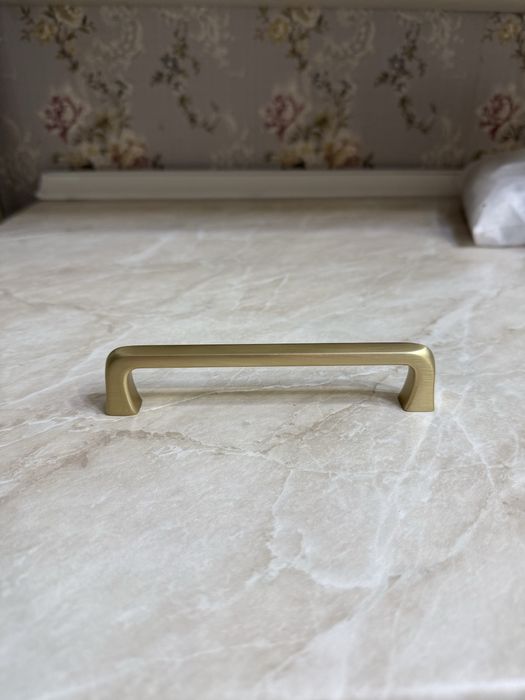 Продам ручки для мебели