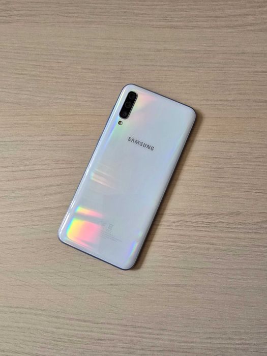 Samsung A50 - 128GB-