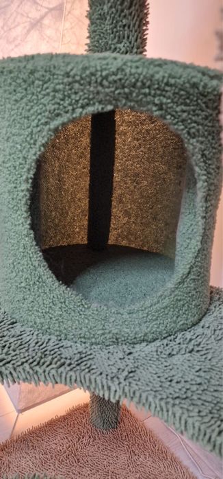 Ansamblu loc de joaca pentru pisici