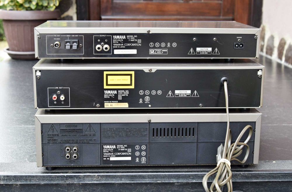 Linie Yamaha deck KX-330 + cd player CDX-530E + tuner TX-340