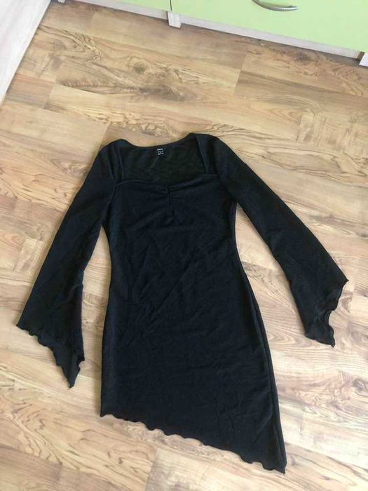 две уникални рокли - Shein и Fish bone