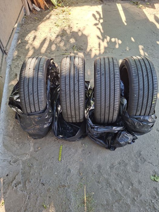 Set 4 anvelope Michelin 225/50 R19 – stare foarte bună