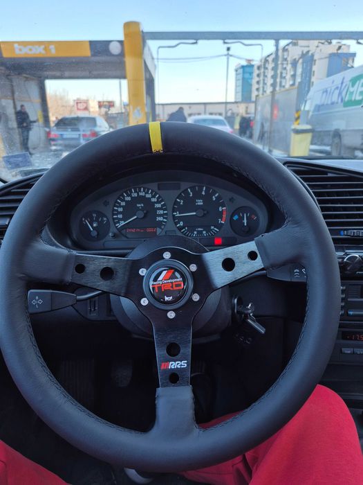 Продава се бмв 318