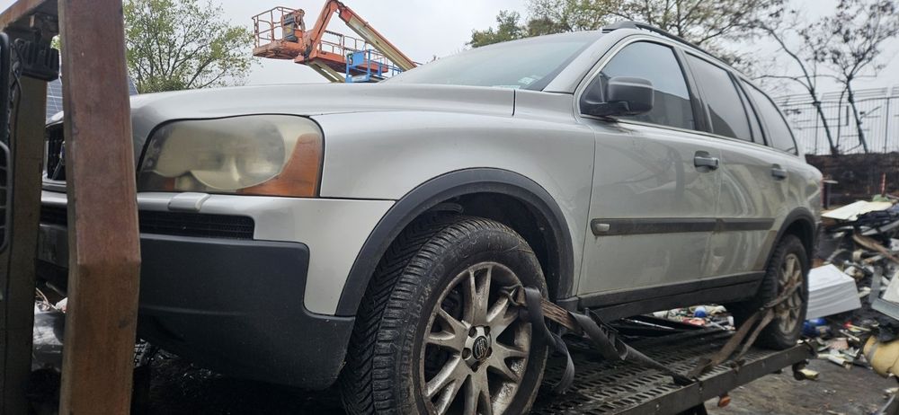 Волво ХЦ 90 Д5 автомобила се продава на части