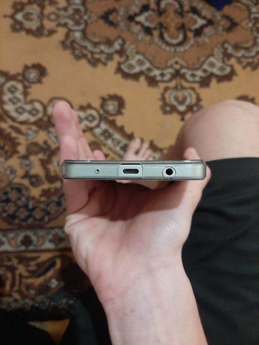 Продам телефон редми А5