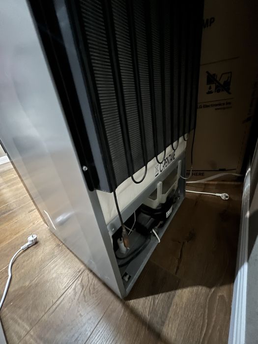 Продам холодильник