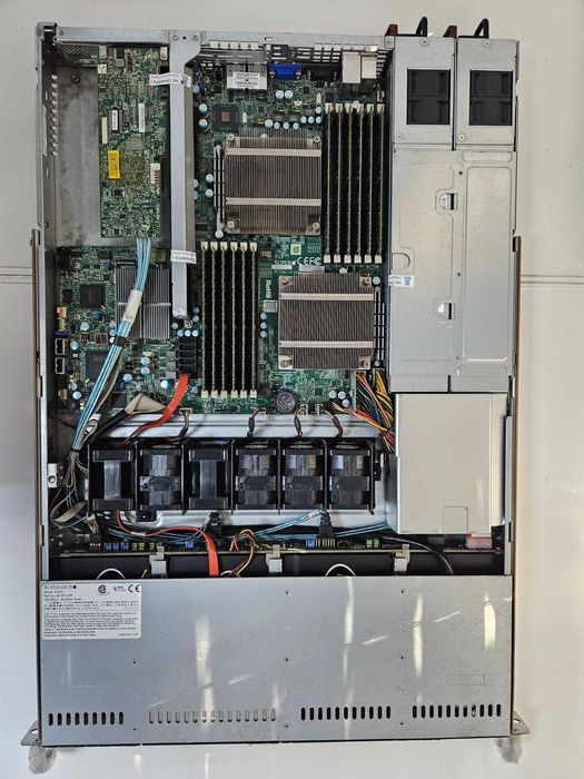 ПРОДАМ Сервер на базе платформы SuperMicro 1U 6016T-URF