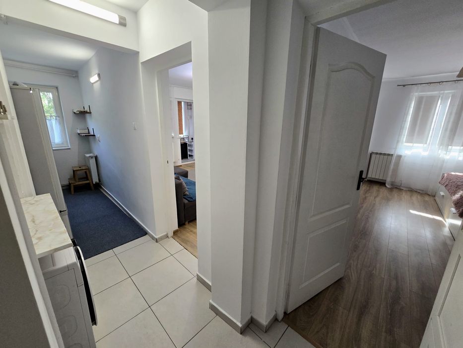 Ofer spre inchiriere apartament 3 camere