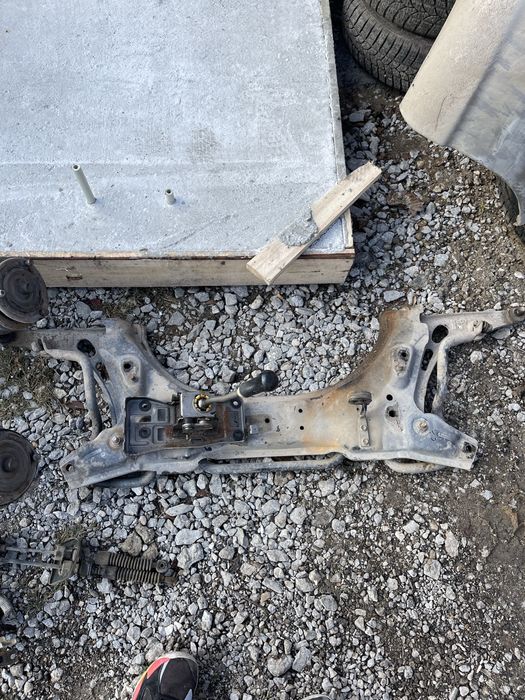 Сузуки лияна на части