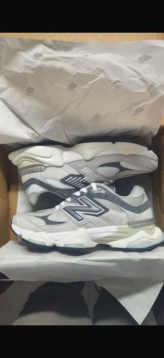 Adidași New Balance 9060