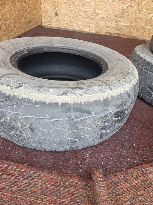 Продам б/у  шины R16 A/T