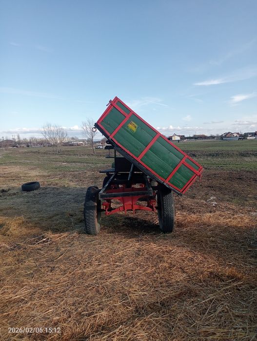 Platforma basculanta de vanzare