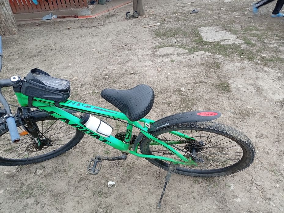 Vând bicicleta carpat