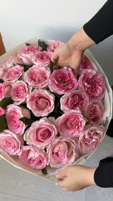 Огромный букет цветов