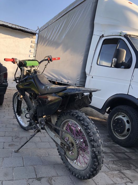 Эндуро 250кубов.