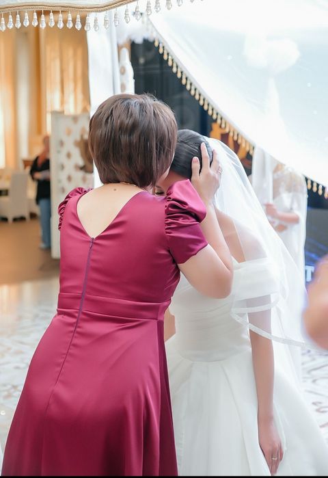 Продаётся платье