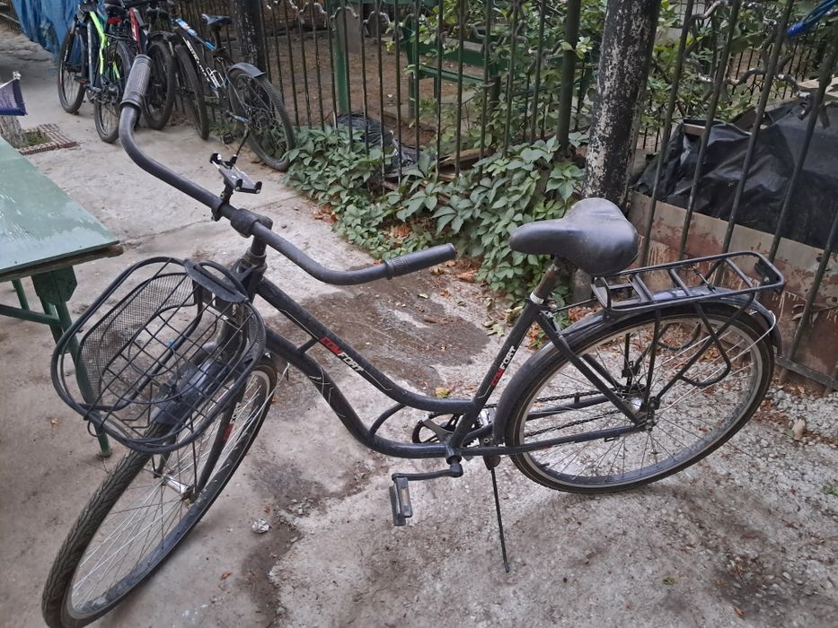 Velik sotiladi srochna holati yahshi balonlari yangi 700ming kelishamz