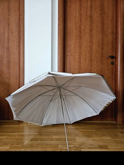 2 x Umbrelă foto studio 2 în 1, 84 cm, alb/negru – ca nouă