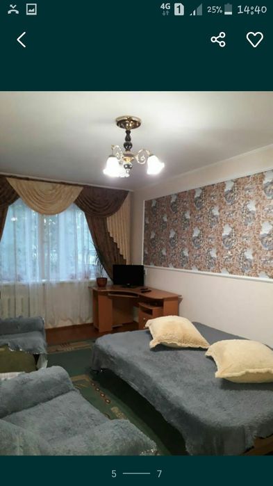 Есть нагреватель воды.