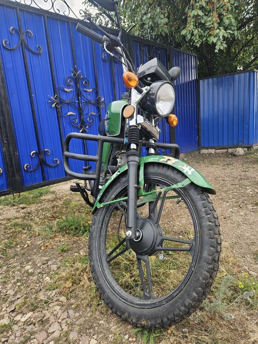 Продам мотоцикл в хорошем состояние.