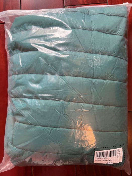 Ново преходно яке с етикет. Размер XL.