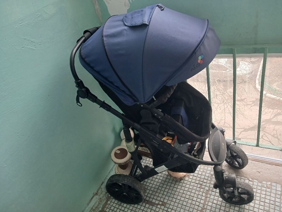 Детская коляска б/у
