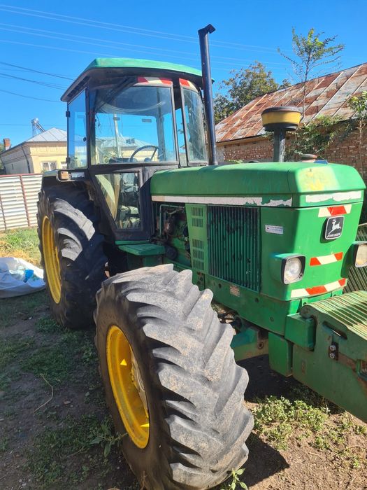 De vanzare tractor johndeer 3640 in stare de functionare