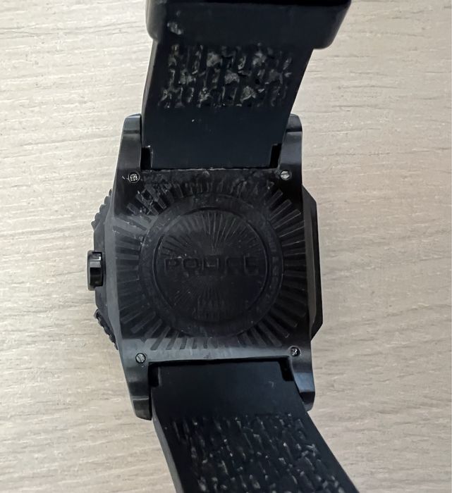 Часовник Police