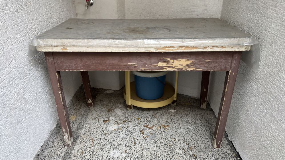 подарявам дървена разтегателна кухненска маса 110/60 (120) / h75