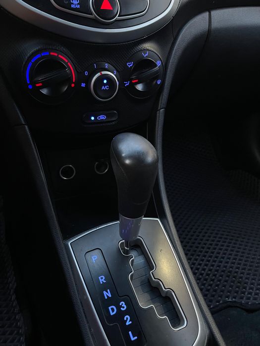 Accent hyundai автомат