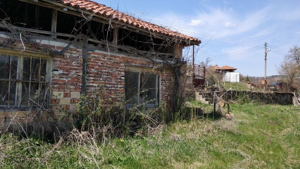 Продава се Парцел в Казанлък - 600 кв.м за 28 €/кв.м - Снимка #3