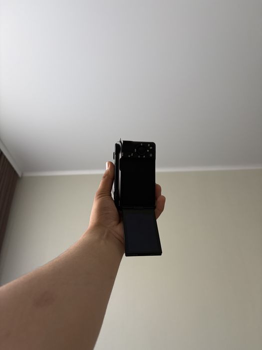 Продаю к SONY ZVE 10 II