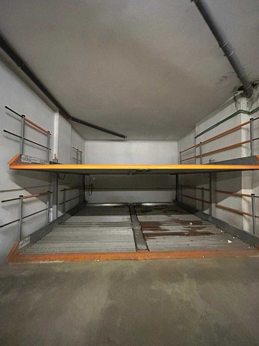 Închiriere 1 loc parcare sistem Klaus zona Domenii, Casin