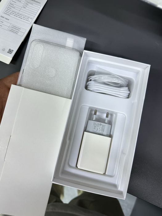Oppo A31 6/128гб Новые