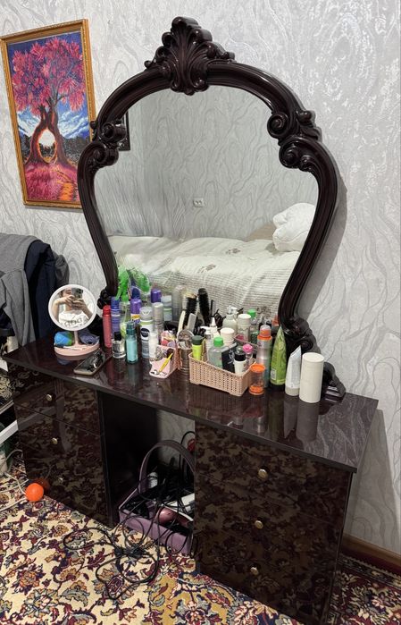 Spalniy mebel sotiladi