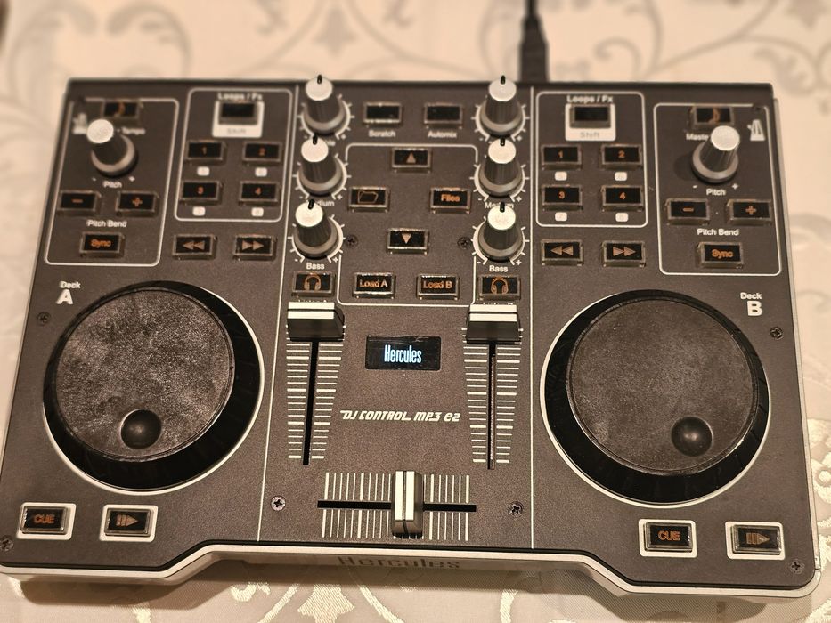 Consolă de mixaj Hercules DJ Control MP3 e2.