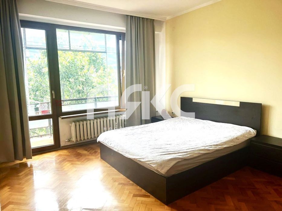 Тристаен обзаведен апартамент в кв. Бъкстон